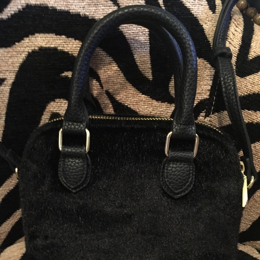 BRAND NEW Little Black Purse
